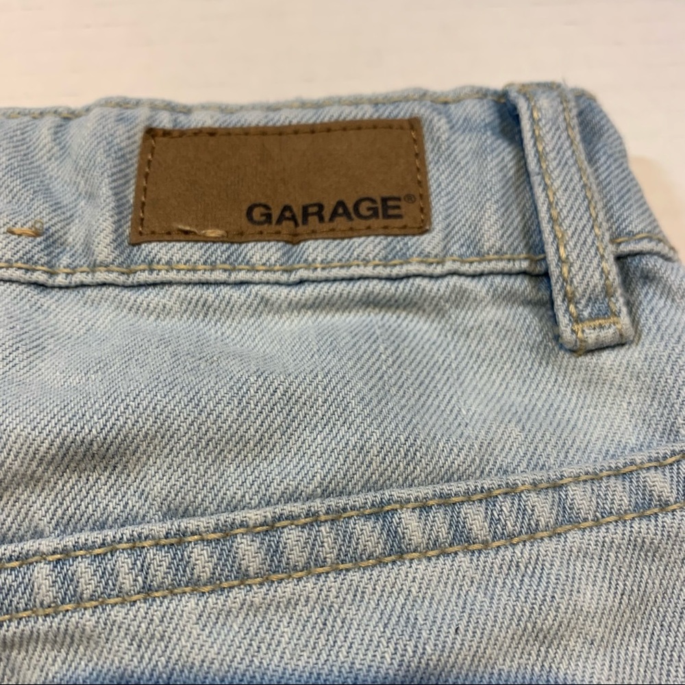 Size 9 Garage distressed denim high rise light wash festival shorts - Picture 7 of 15